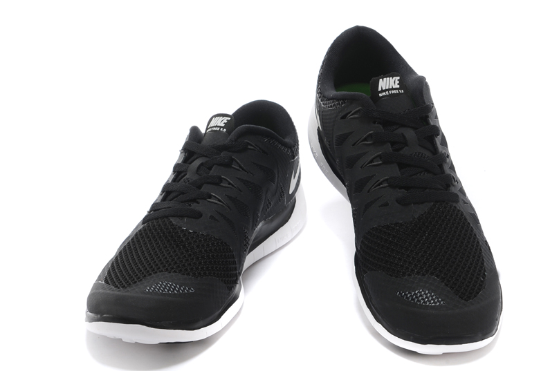 Nouveau Nike Free 5.0 plus les hommes noirs de chaussures de course blanc (1)